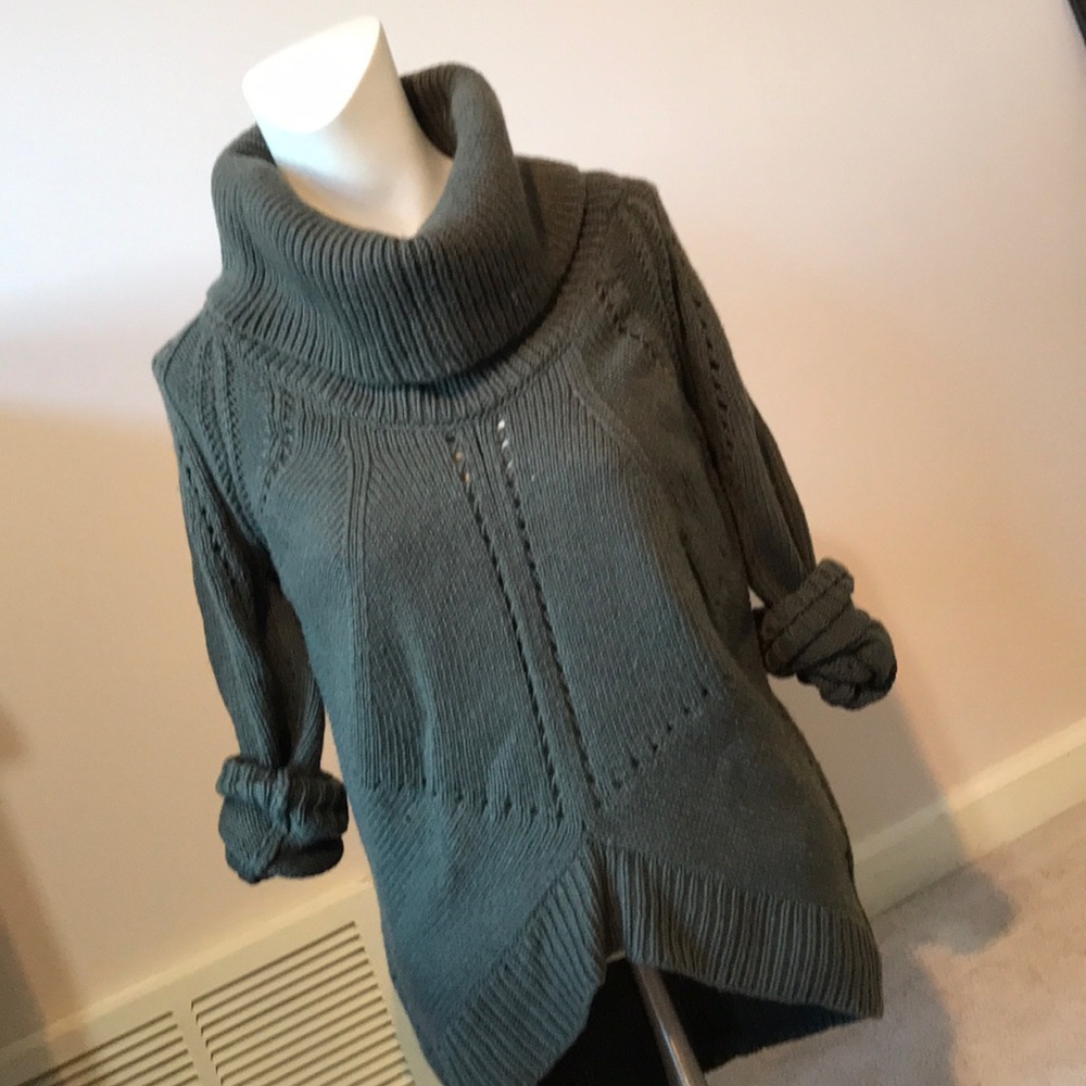 Green Sweater - Loft